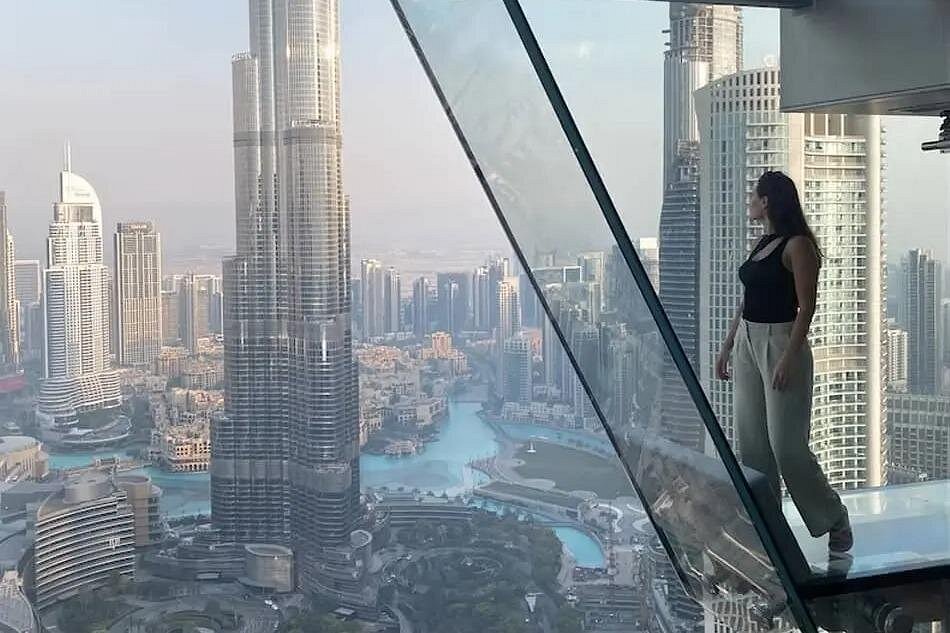 Sky Views Observatory & Glass Slide Tickets